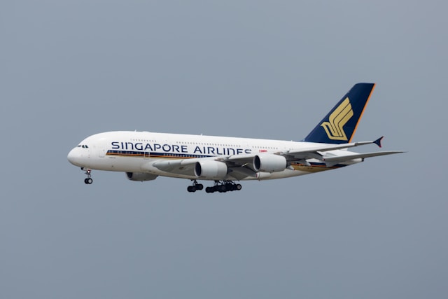 Singapore Airlines Staff Hit Jackpot with Massive Bonuses Following Record-Breaking Profits!